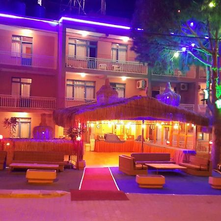 Grand Yayla Hotel Çeşme Zewnętrze zdjęcie